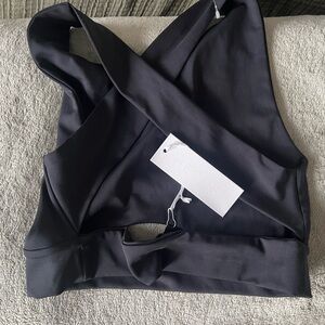 Héros Cross Crop | M | NWT